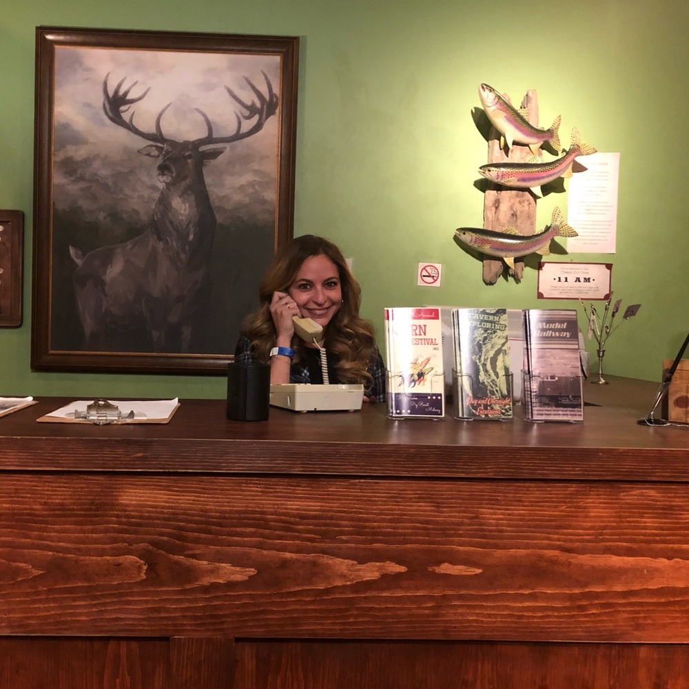 Meet your Posher, Mara